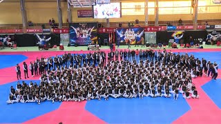 El mejor taekwondo del mundo en el quotWinter Training Campquot de Hankuk International School [upl. by Loralee]