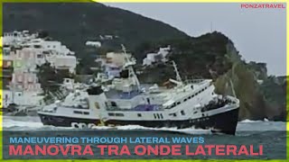 Nave Quirino sfida il vento di levante nel porto di Ponza [upl. by Elleirua594]