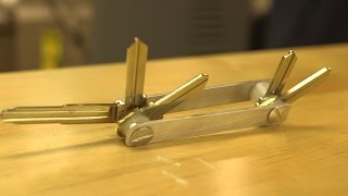 How to make your normal key ring into a folding Swiss Army key ring [upl. by Nesila]