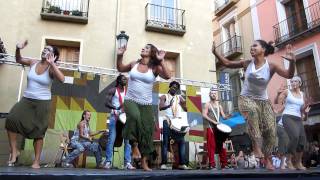 Tiriba en Carrera del Gancho Danza Africana Zaragoza [upl. by Allcot]