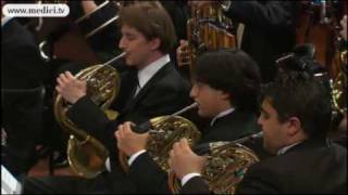 Mahler  Symphony 9  Claudio Abbado  Gustav Mahler Youth Orchestra  2004 [upl. by Ellehcyar]