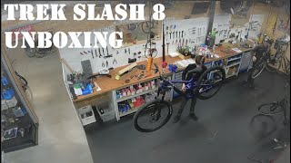 UNBOXING MY BRAND NEW TREK SLASH Trek Slash 8 2023 [upl. by Johannes794]