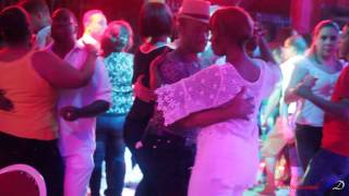 Rodolfo M amp Chantal C Pintu Dancing Bachata Dominican Style Dominican Bachata DR9 122016 [upl. by Ahtrim]