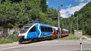 Einfahrt des Regionalexpress 4409 am 24062024 in Obertraun Koppenbrüllerhöhle [upl. by Manvil]