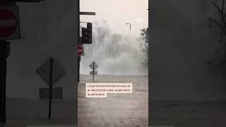 Une fuite d’eau provoque des inondations au centreville de Montréal [upl. by Kawasaki]