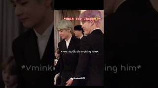 Vminkook Distrubing Jin While Hes Doing Vlive🤣 shortsfeed vminkook trending [upl. by Tterrab]