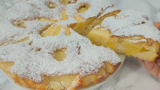 TORTA ALLE MELE 🍏 morbidissima e golosissima 😋 pronta in 5 minuti [upl. by Naelopan]