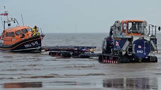 RNLI Recovering lifeboat Skegness [upl. by Eseilanna831]