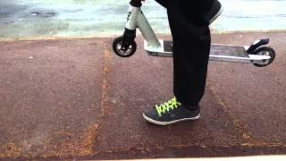 Comment faire un bunnyup en trottinette freestyle  Réaliser un bunny up [upl. by Aikar331]