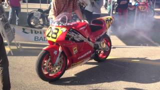 Riscaldamento Cagiva 500 2 tempi  ASI MOTO SHOW Varano de Melegari 2013 [upl. by Marcia402]