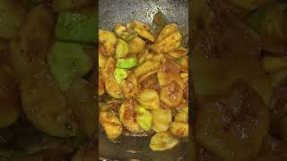 aloo baingan ki masale wali sabji banane ka tarika👍🏻 very yummy very tasty❤cookwithrubi 😍 [upl. by Lydell]