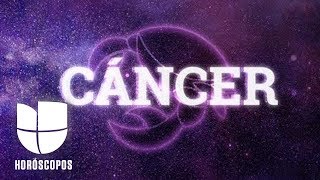 Cáncer en el mes de Aries  Univision Horóscopos [upl. by Beniamino]